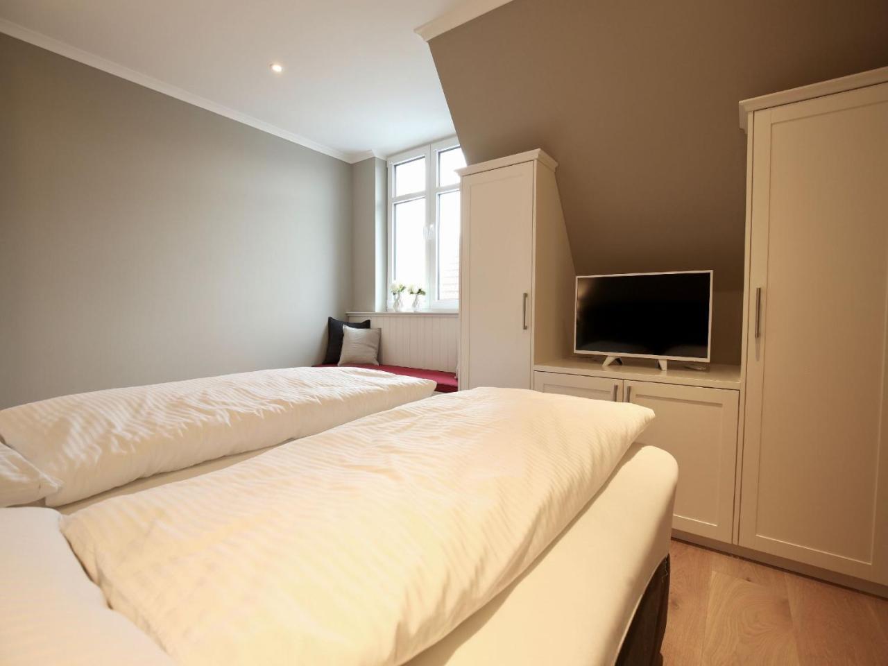 Charlotte 48 - Wunderschoene Ferienwohnung Mit Balkon Und Sauna Wangerooge Eksteriør billede